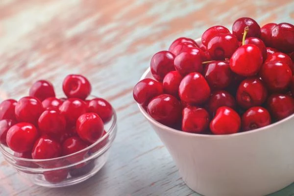 Price of Sour Cherries Increases to $4,848 per Ton in Spain